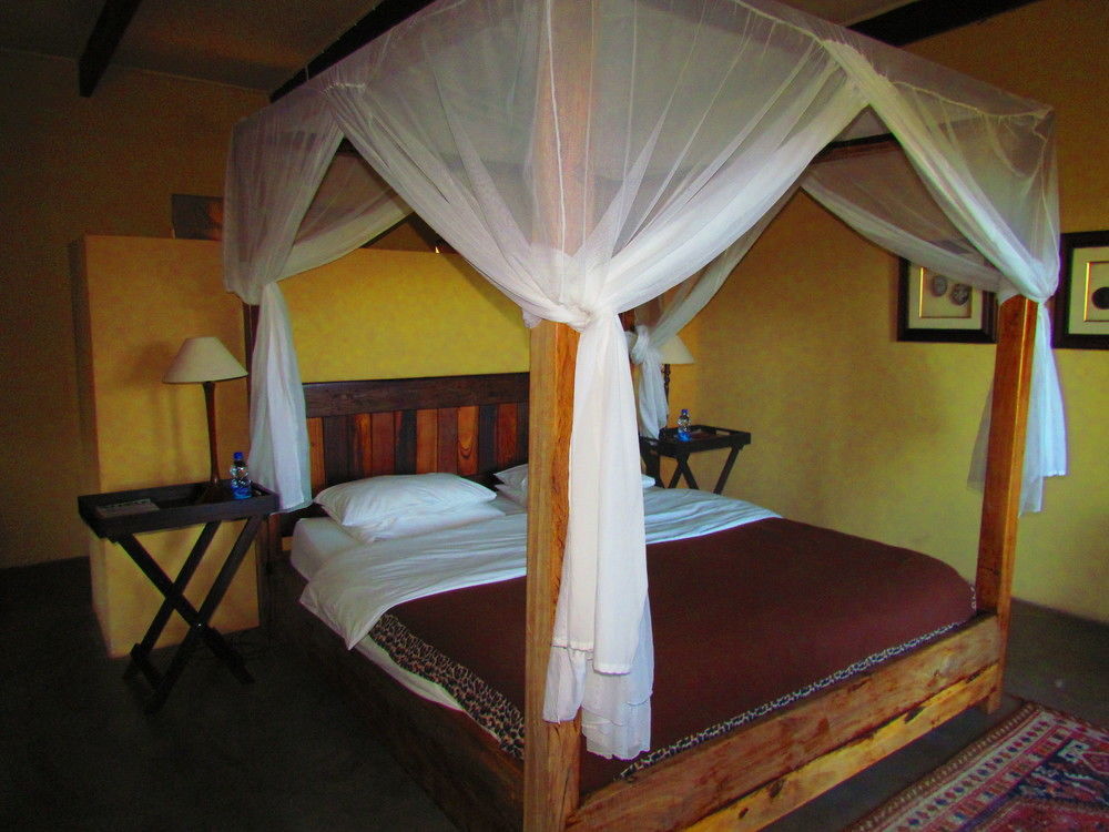 Plettenberg Bay Game Reserve: The Baroness Safari Lodge Eksteriør bilde