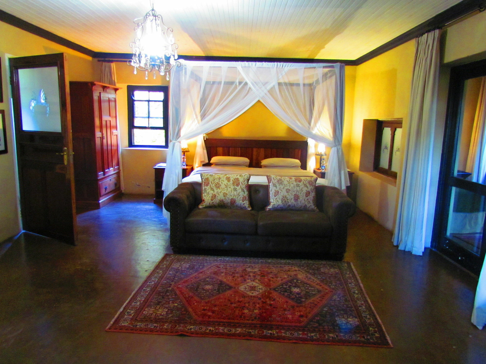 Plettenberg Bay Game Reserve: The Baroness Safari Lodge Eksteriør bilde