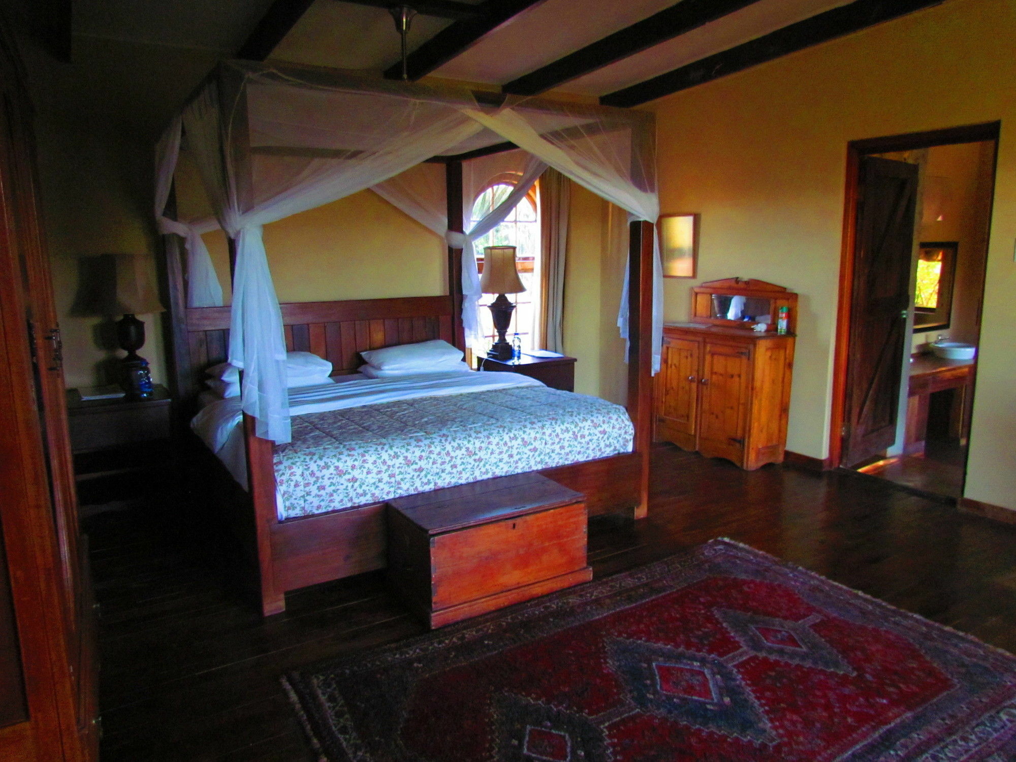 Plettenberg Bay Game Reserve: The Baroness Safari Lodge Eksteriør bilde